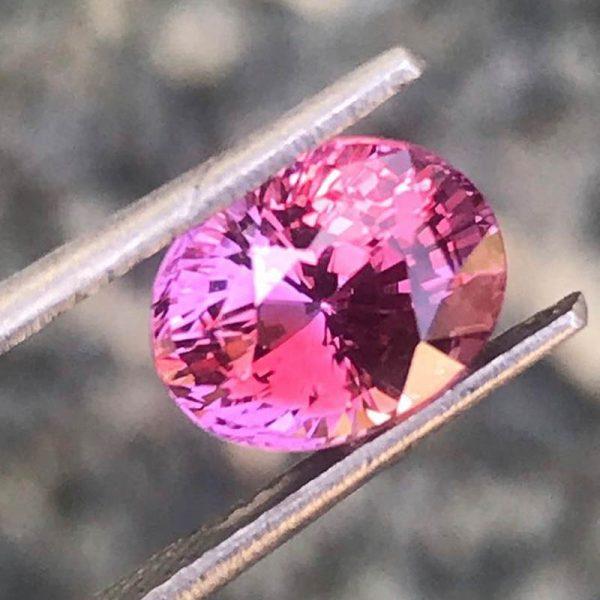 King Sapphire (Pathma Raga)
